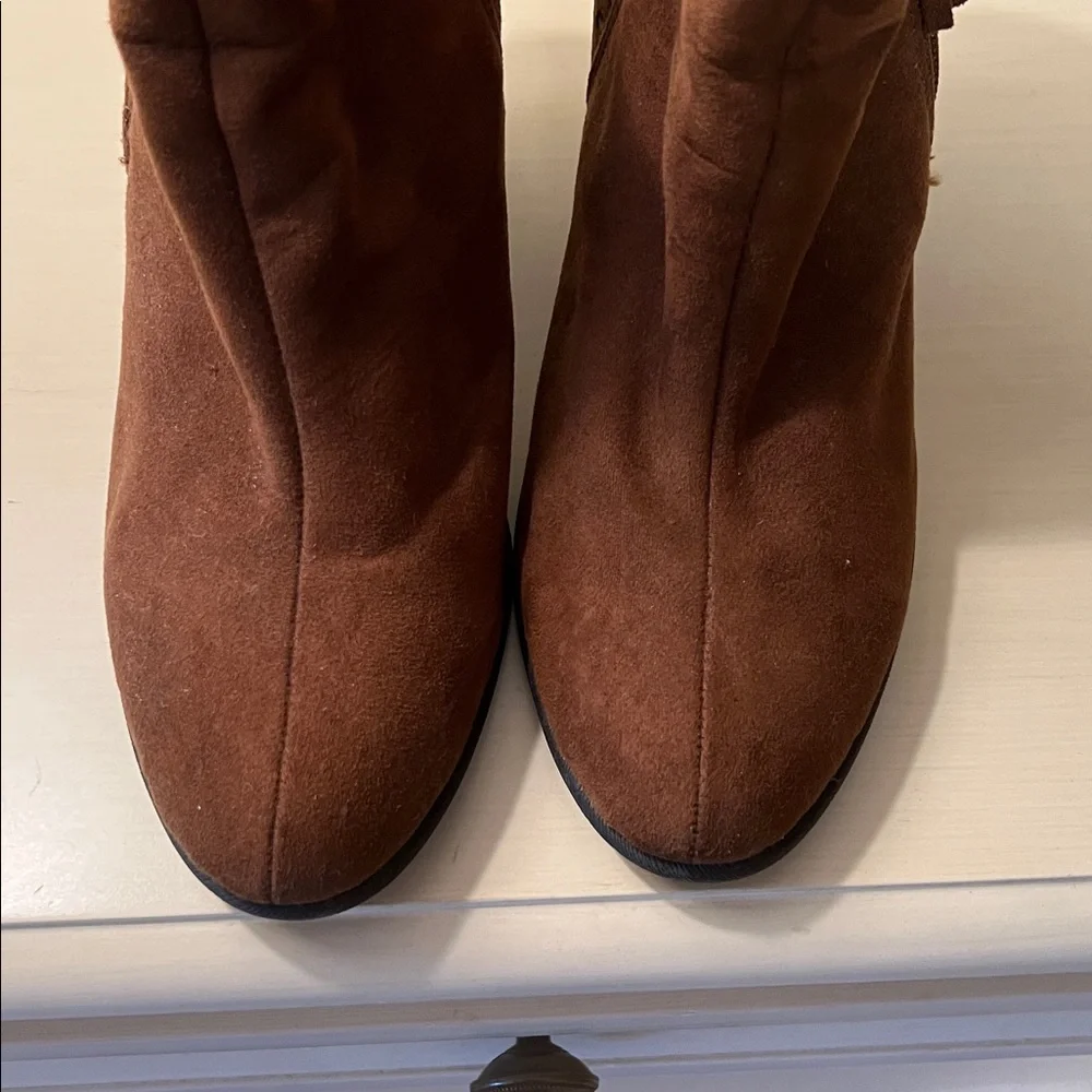 EUC: American Eagle Suede Ankle Boots - Picture 3 of 5